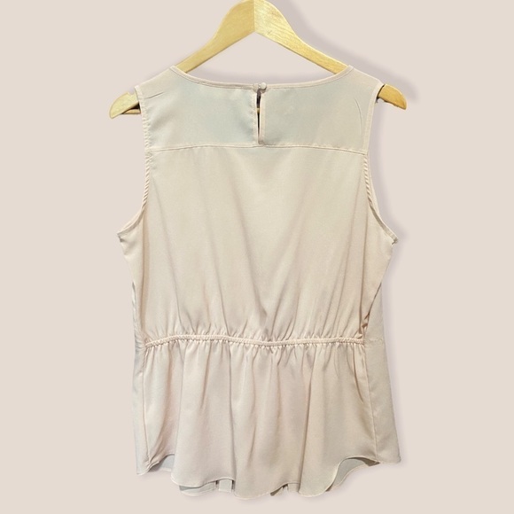 OLIVE & Oak Blush Pleated Top - Picture 5 of 8